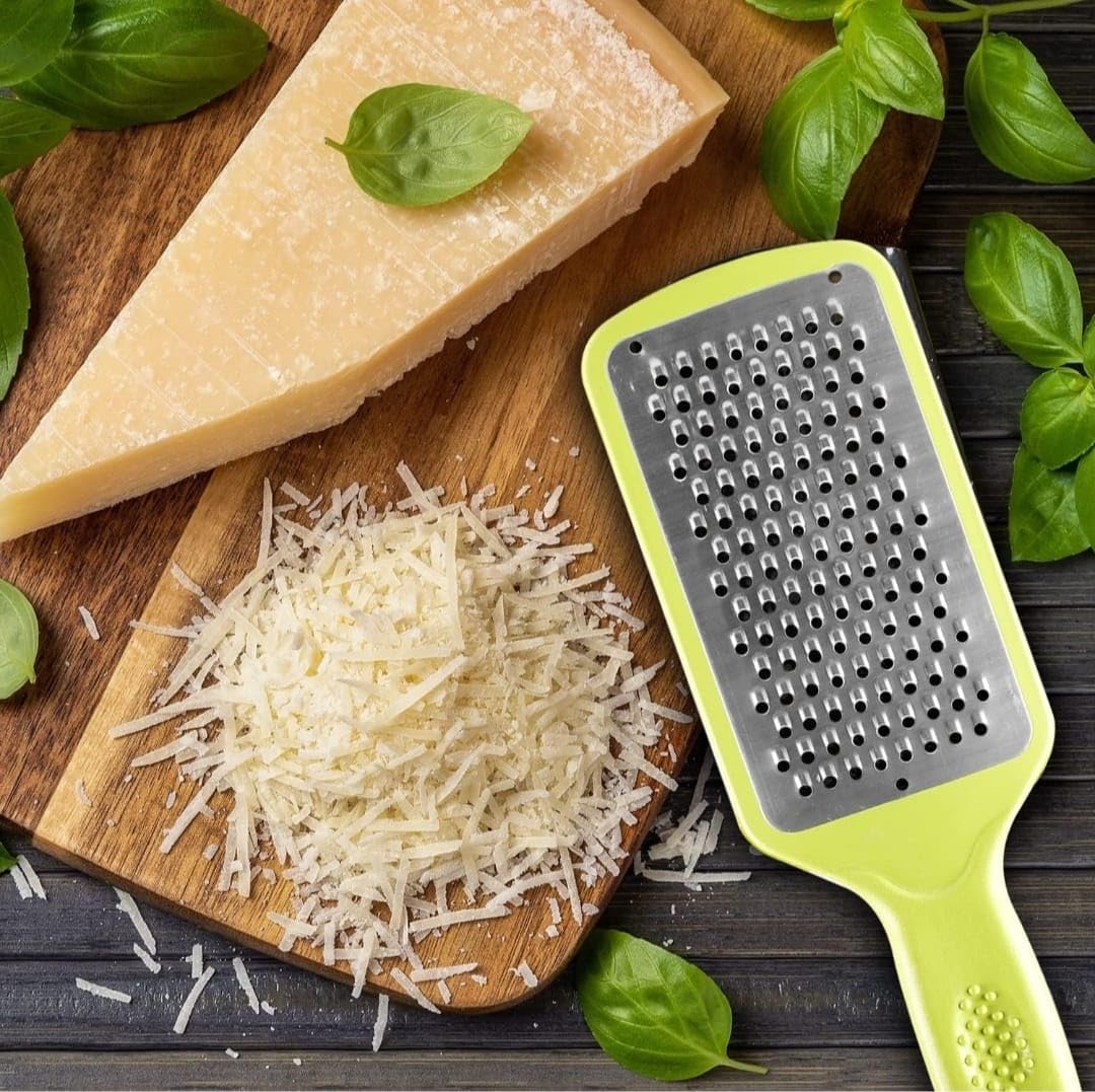 💥3 in 1 Stainless steel Multifunctional Veggie Peeler with cheese grater⭐