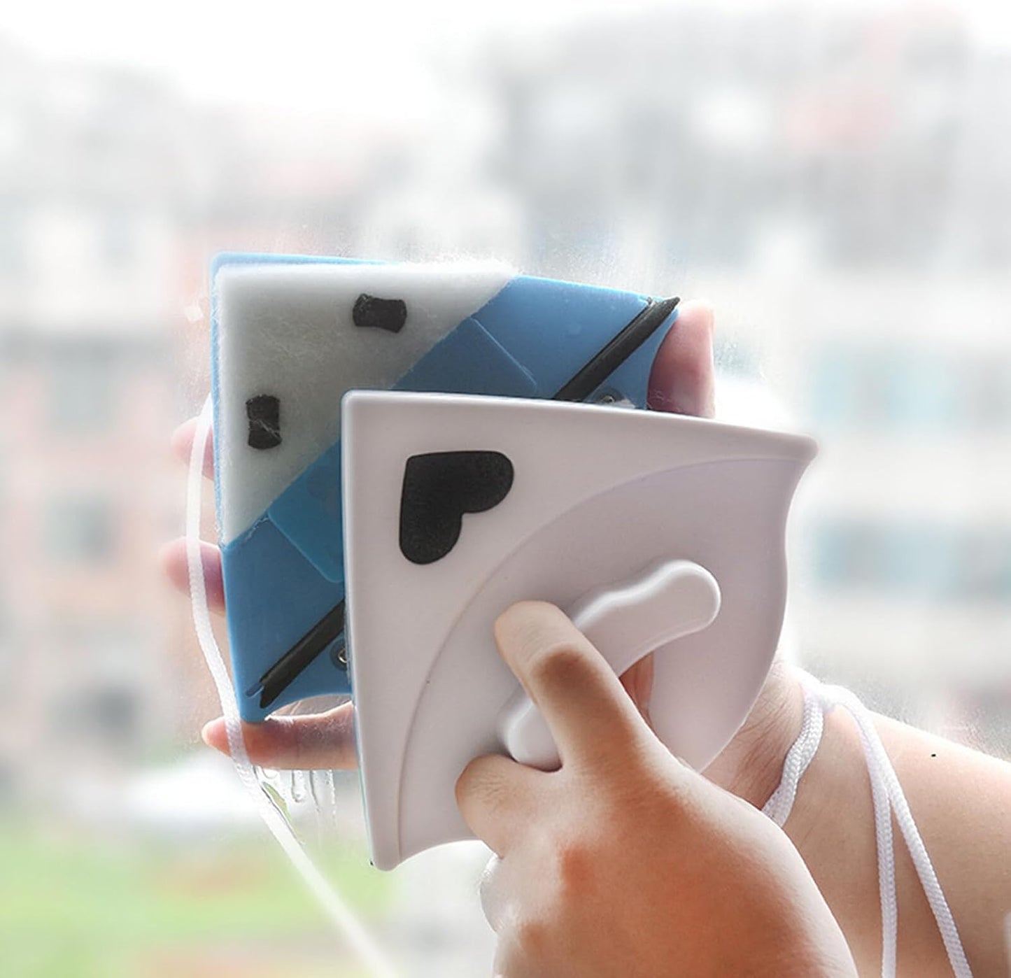 🔥 🧲✨ ClearGlide™ Dual-Side Magnetic Window Cleaner 🪟